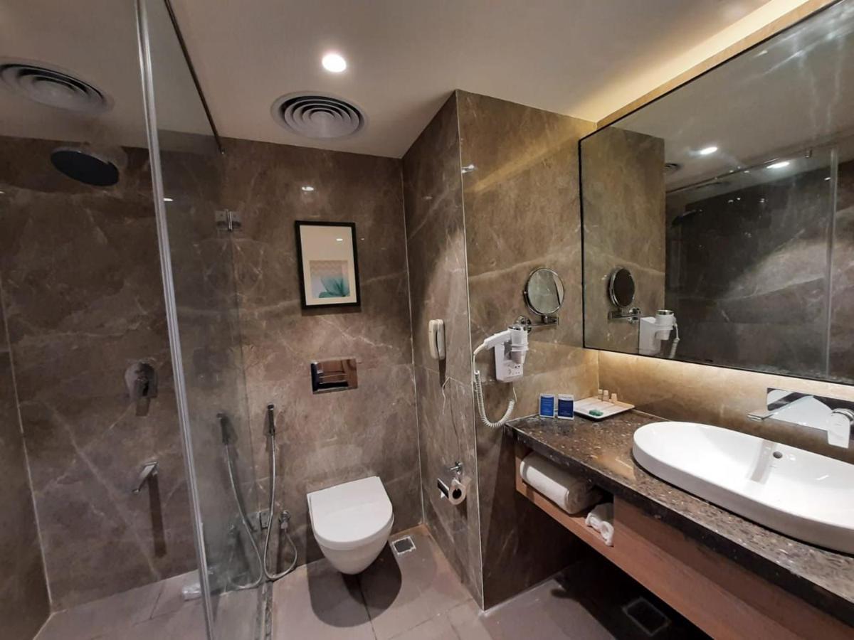 Grand Sarovar Portico, Lātūr Extérieur photo